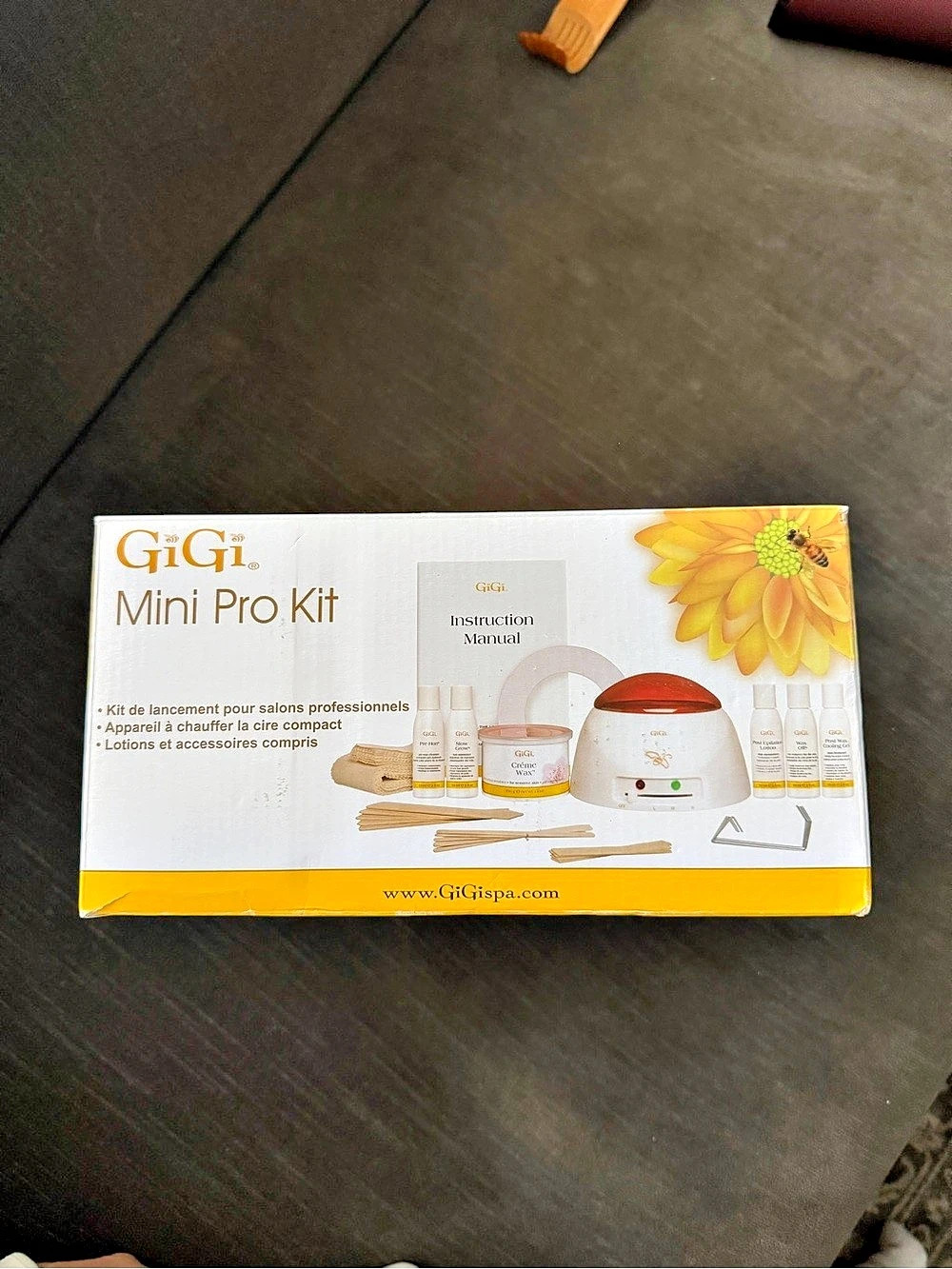 GiGi Mini Pro Kit Waxing Kit - Picture 2 of 4